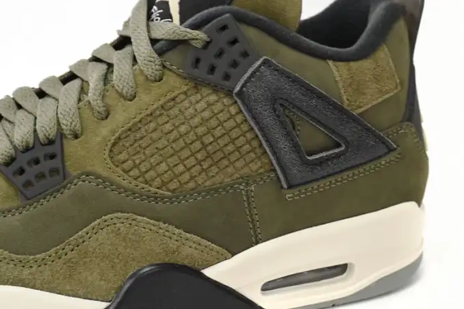 Jordan FB9927-200 Medium Olive Craft Air 4 0426